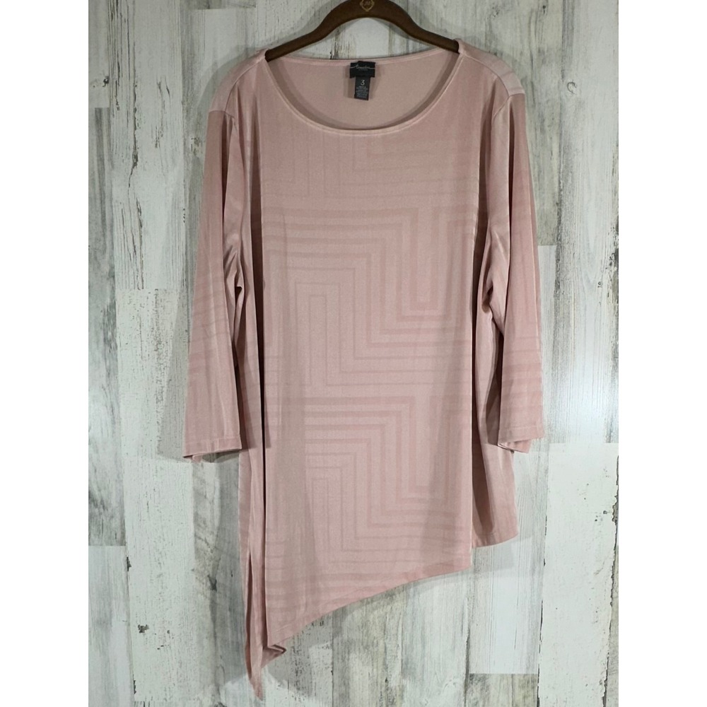 Chicos Travelers Tunic Top 3 Pink Blush Geometric Asymmetrical 3/4 Sleeve Slinky